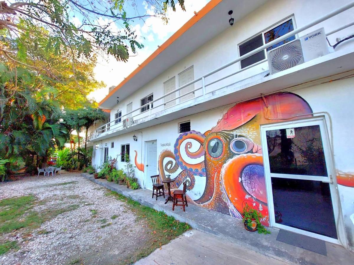 Hotel Posada Las Brisas Seybaplaya Екстериор снимка